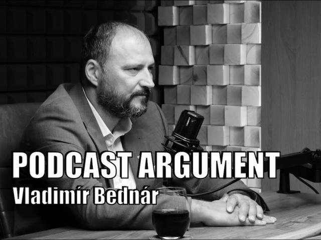Vojenský analytik Vladimír Bednár v rozhovore o bojoch v Gaze a mediálnej vojne