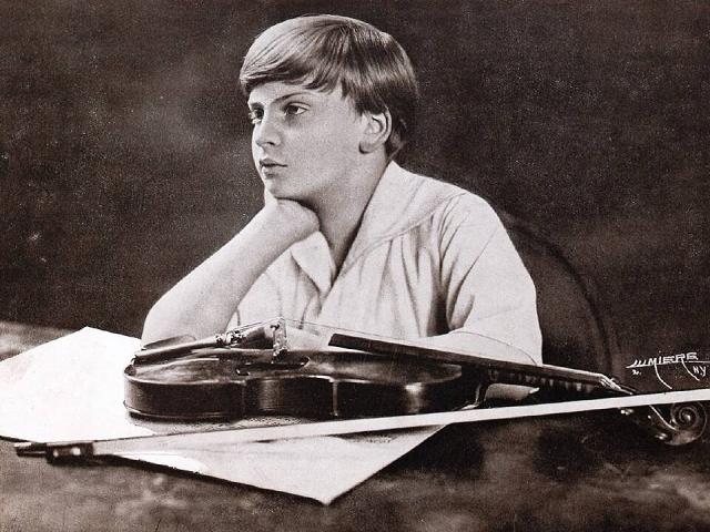 Yehudi Menuhin ako 12 ročný chlapec a výnimočný talent, zdroj: Wiki Media